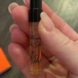 Woman In Gold by Kilian